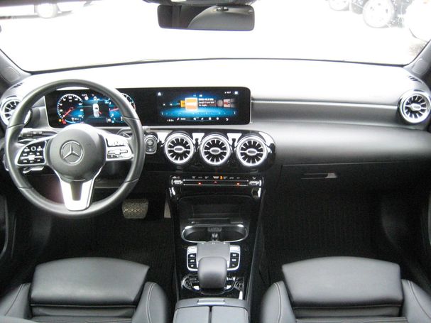 Mercedes-Benz A 180 100 kW image number 23