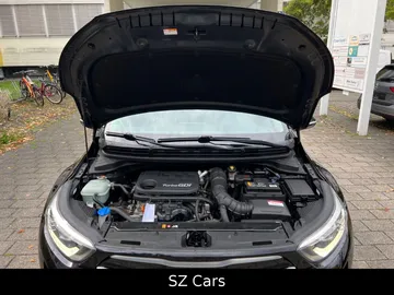 Car image 36