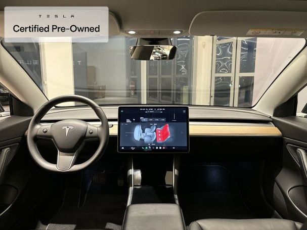 Tesla Model 3 Long Range AWD 258 kW image number 15