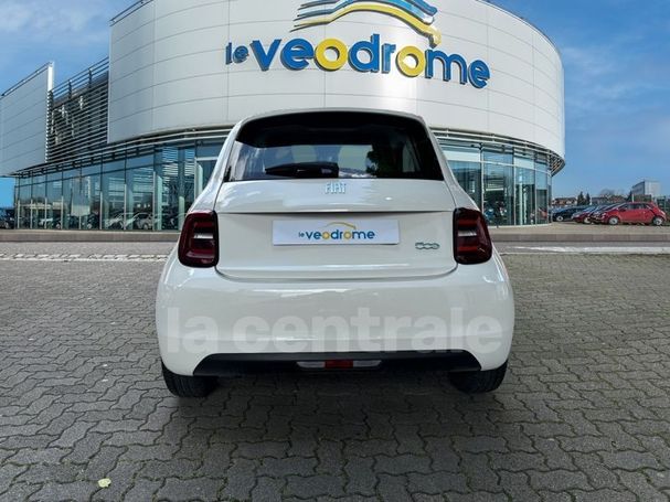 Fiat 500 e 88 kW image number 24