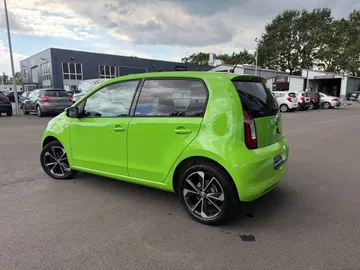 Car image 34