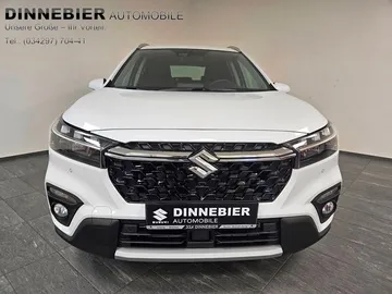 Car image 3
