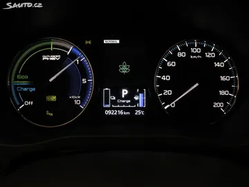 Car image 25
