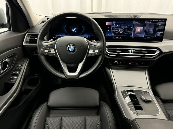 BMW 318i 115 kW image number 24