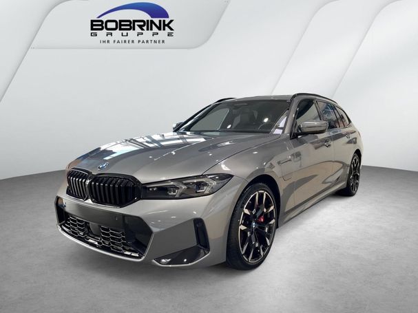 BMW 330e Touring 215 kW image number 1