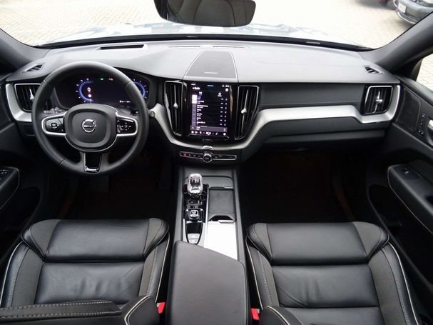 Volvo XC60 AWD B5 173 kW image number 13