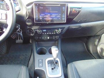 Car image 26