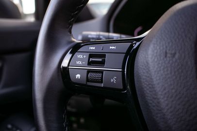 Car image 37