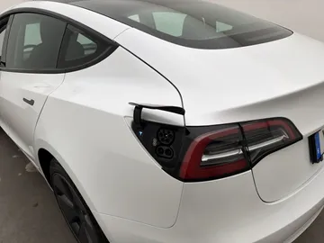 Car image 33