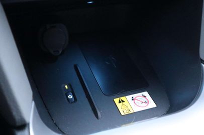 Car image 31