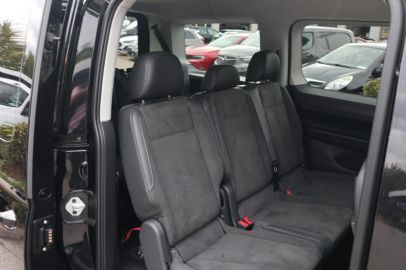 Car image 33