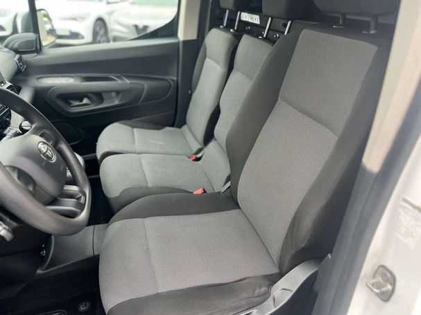 Toyota Proace City 1.5 Comfort 75 kW image number 13