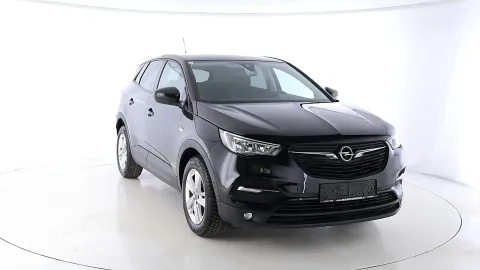 Car image 30