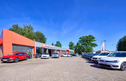 Car image 31