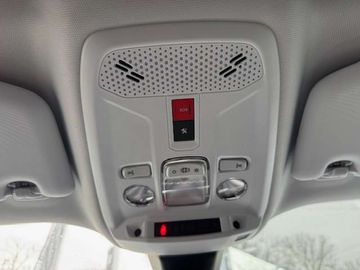 Car image 33