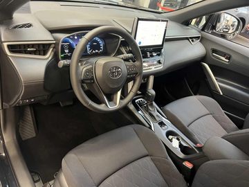 Car image 10