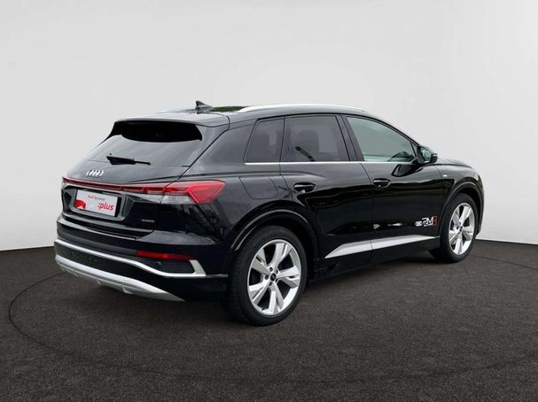 Audi Q4 45 quattro e-tron S-line 195 kW image number 2