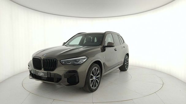 BMW X5 xDrive30d 210 kW image number 1