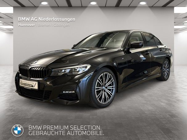 BMW 318i M Sport 115 kW image number 1