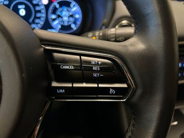 Car image 36