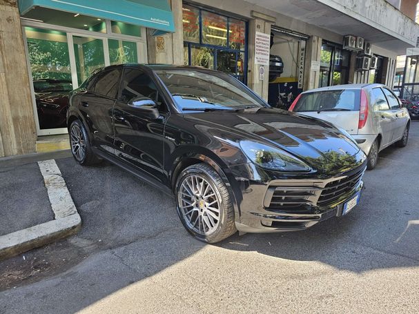 Porsche Cayenne Coupé E-Hybrid 340 kW image number 2