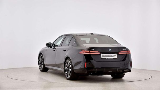 BMW i5 M60 xDrive 442 kW image number 3