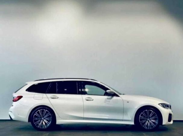 BMW 320i Touring 135 kW image number 10