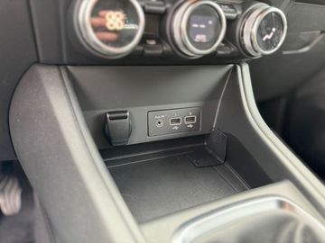 Car image 22