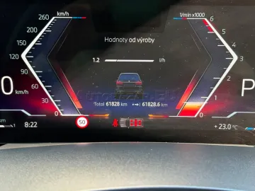 Car image 28