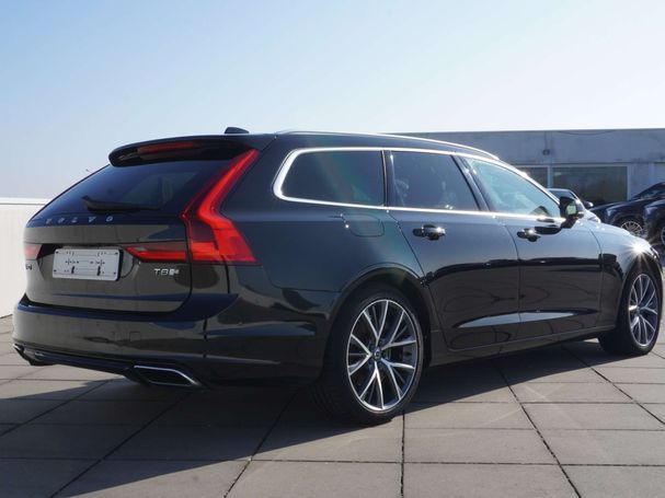 Volvo V90 R Design AWD T8 300 kW image number 4