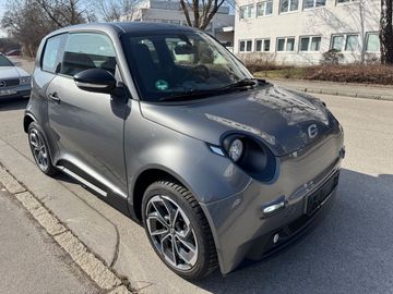 Car image 28