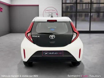 Car image 5