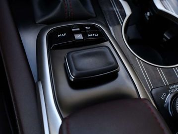 Car image 36