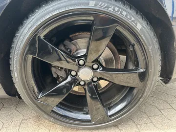 Car image 22