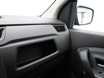 Car image 31