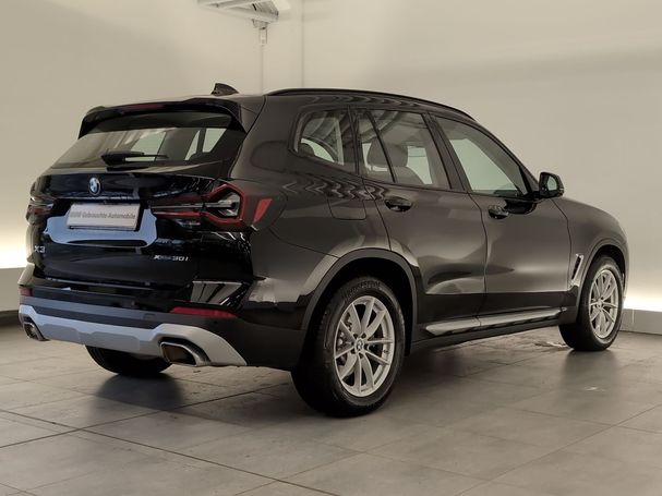 BMW X3 xDrive30i 180 kW image number 6