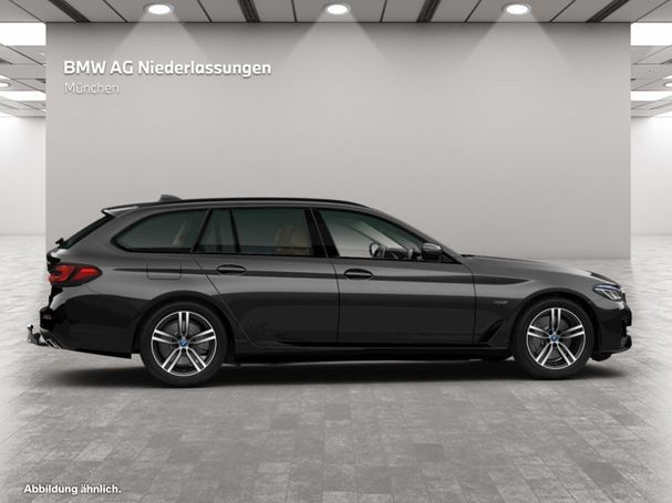 BMW 530 Touring xDrive 215 kW image number 9