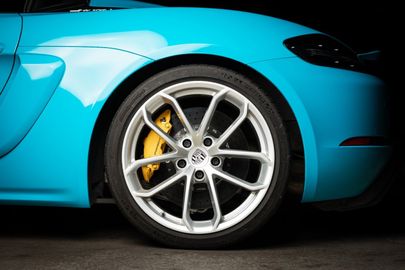 Car image 31