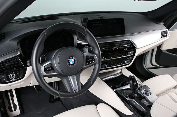 BMW 530i 185 kW image number 13