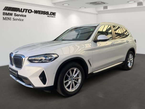 BMW X3 xDrive 210 kW image number 1