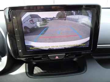 Car image 24