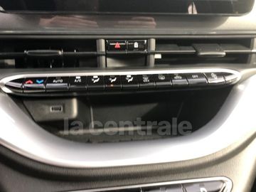 Car image 37