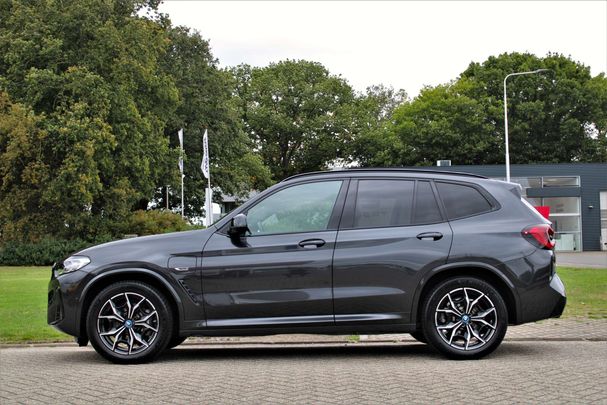 BMW X3 xDrive30e M Sport 215 kW image number 3