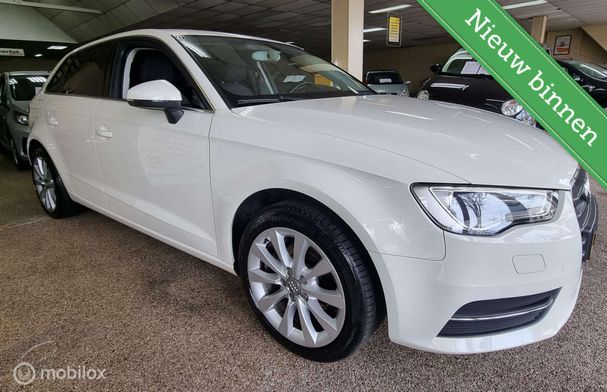 Audi A3 1.2 TFSI Sportback Ambition 81 kW image number 2