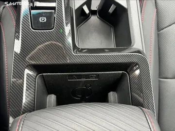 Car image 38