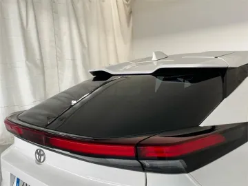Car image 28