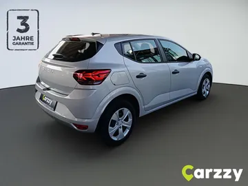 Car image 5
