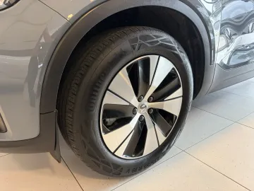 Car image 45