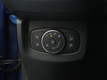 Car image 38