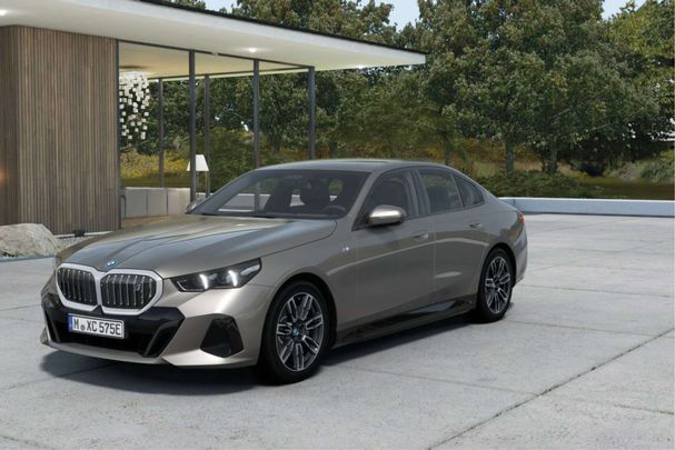 BMW i5 eDrive40 M Sport 250 kW image number 1